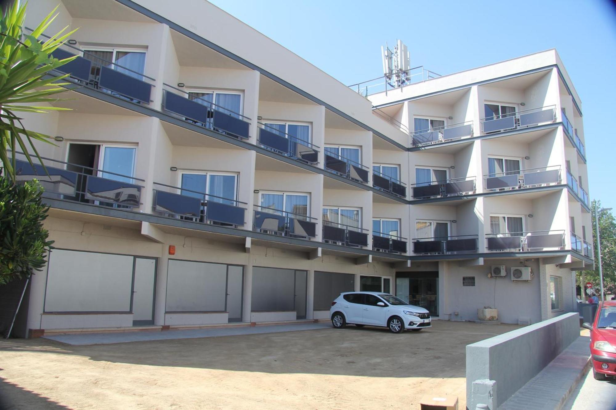 Aparthotel Els Molins Roses Exterior photo